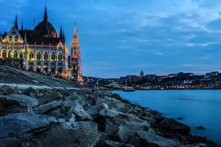 Macar Otoyolları - Yeni çevrimiçi çıkartma ile rahatça seyahat edin!
